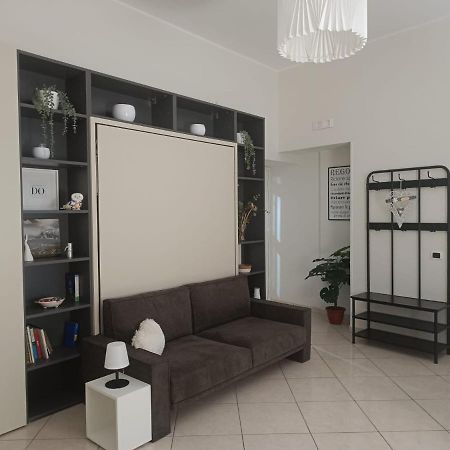 Domusmadre Appartement Napels Buitenkant foto