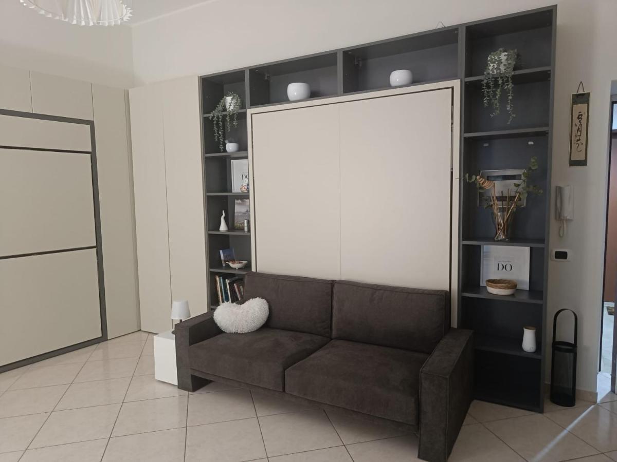 Domusmadre Appartement Napels Buitenkant foto