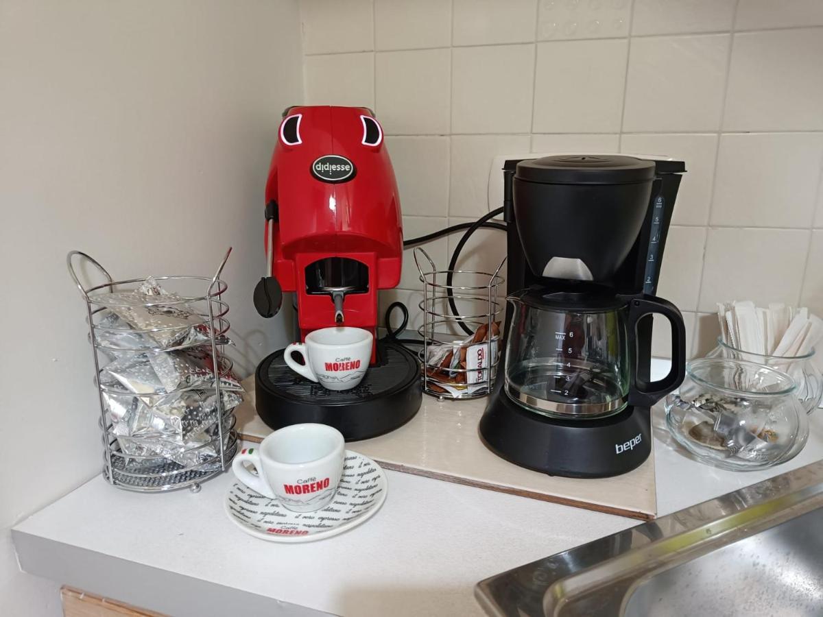 Domusmadre Appartement Napels Buitenkant foto