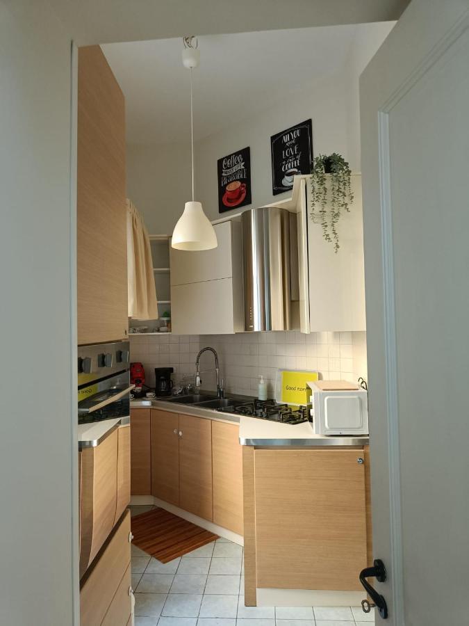 Domusmadre Appartement Napels Buitenkant foto
