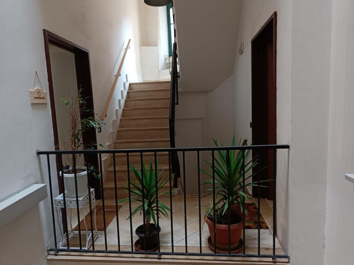 Domusmadre Appartement Napels Buitenkant foto