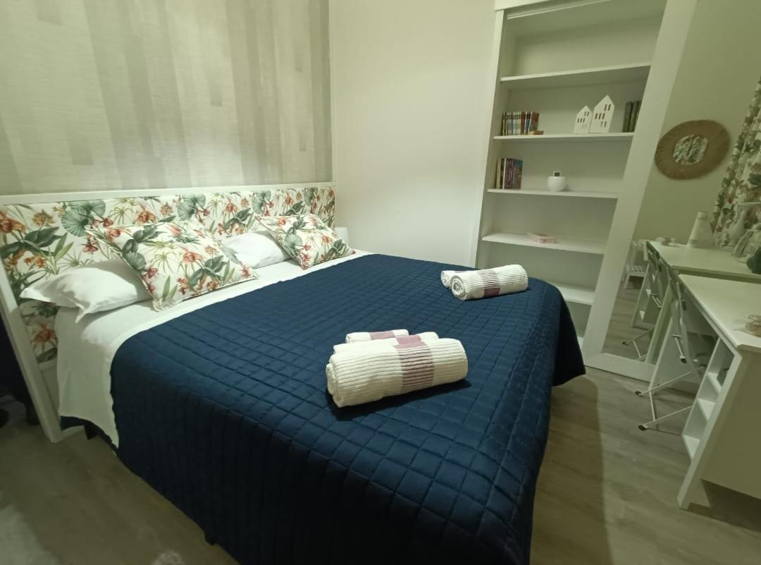Domusmadre Appartement Napels Buitenkant foto
